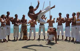 Capoeira e frevo - Cultura da Região Nordeste - Só Geografia